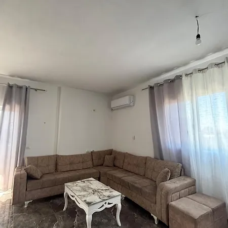 Lejlighed Xhymerti2 *